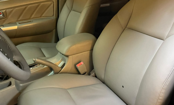 Toyota Hilux CD SRV D4-D 4x4 3.0  2010 Diesel   Corre Conferir-6