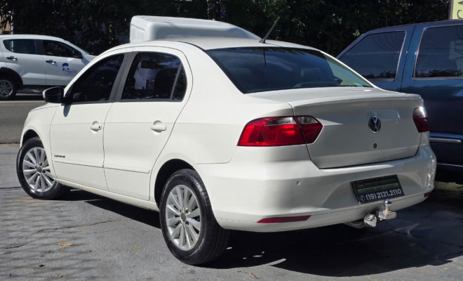 VW - VolksWagen VOYAGE 1.6/1.6 City  Mi Total Flex 8V 4p 2015 Flex-3