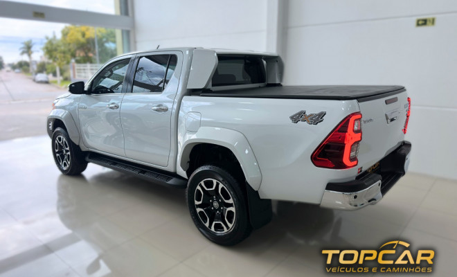 Toyota Hilux CD SRX Plus 4x4 2.8 TDI Die. Aut. 2025 Diesel-4