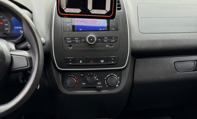 Kwid Zen 1.0 2020 - Economia e Baixa Quilometragem-9