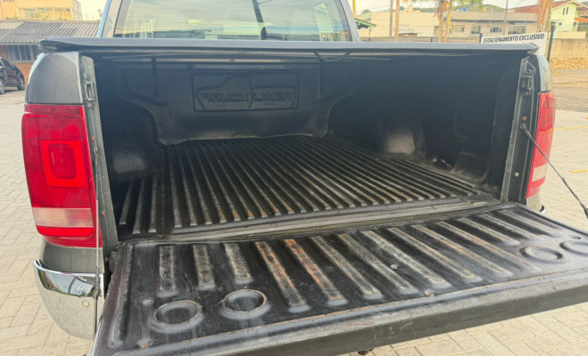 VW - VolksWagen AMAROK Hig.ULTIMATE CD 2.0 4x4 Dies. Aut 2016 Diesel-5