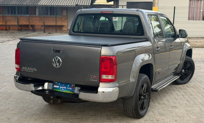 VW - VolksWagen AMAROK Hig.ULTIMATE CD 2.0 4x4 Dies. Aut 2016 Diesel-2