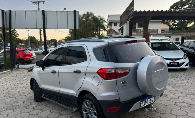 Ford EcoSport FREESTYLE 1.6 16V Flex 5p 2014 Flex-3