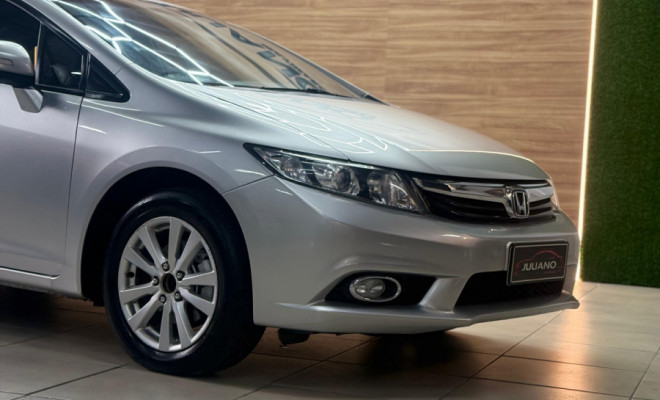 Honda Civic Sedan LXR 2.0 Flexone 16V Aut. 4p 2014 Flex-13