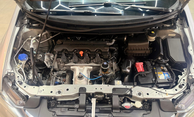 Honda Civic Sedan LXR 2.0 Flexone 16V Aut. 4p 2014 Flex-9