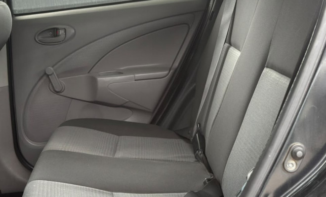Toyota ETIOS X 1.3 Flex 16V 5p Mec. 2013 Flex-7