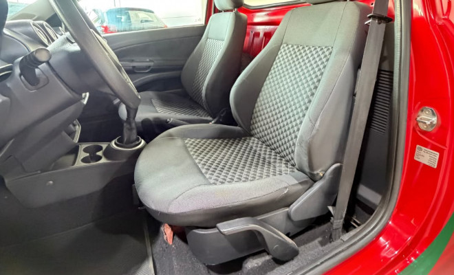 VW - VolksWagen Saveiro Trendline 1.6 T.Flex 8V 2015 Flex-6