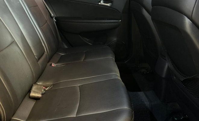 Hyundai i30 2.0 16V 145cv 5p Mec. 2011 Gasolina-13
