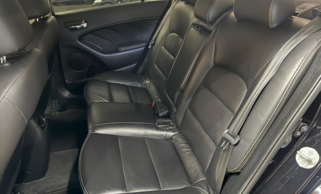 Kia Motors Cerato 1.6 16V  Flex  Aut. 2018-6