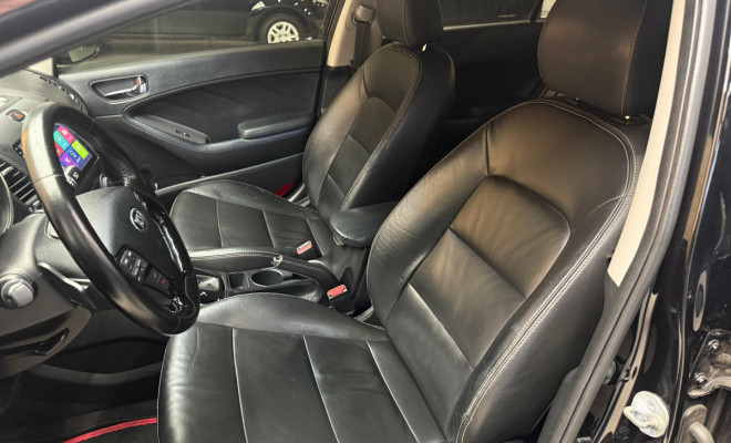 Kia Motors Cerato 1.6 16V  Flex  Aut. 2018-7