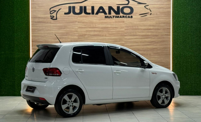 VW - VolksWagen Fox Rock in Rio 1.6 Mi Total Flex 8V 5p 2016 Flex-1