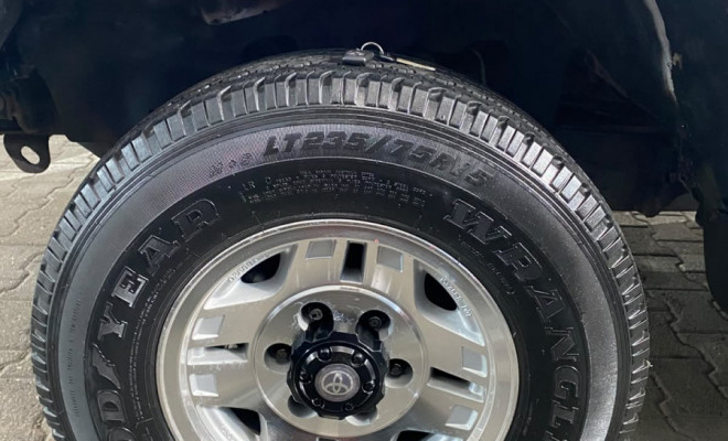 Toyota Hilux SW4 4x4 2.4 8V 1995 Gasolina-6