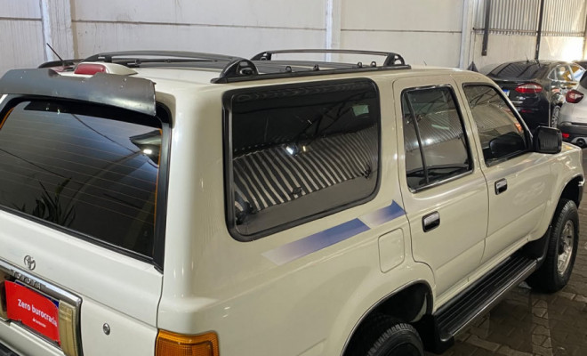 Toyota Hilux SW4 4x4 2.4 8V 1995 Gasolina-3
