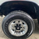 Toyota Hilux SW4 4x4 2.4 8V 1995 Gasolina-6