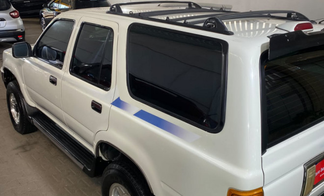 Toyota Hilux SW4 4x4 2.4 8V 1995 Gasolina-4