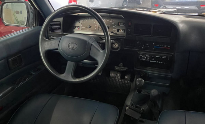 Toyota Hilux SW4 4x4 2.4 8V 1995 Gasolina-8