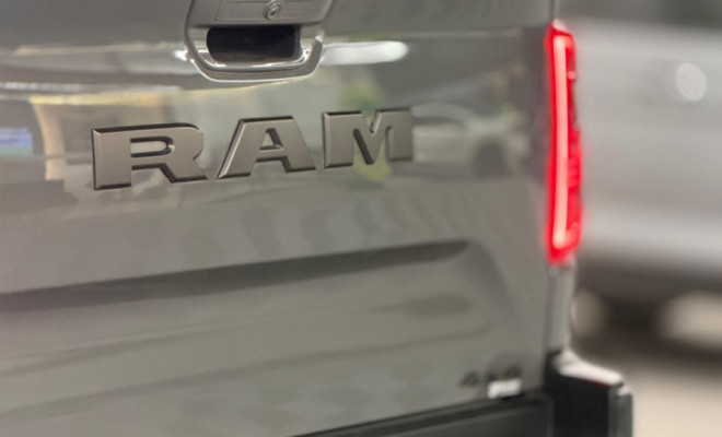 RAM RAMPAGE REBEL 2.0 TB CD 4X4 Diesel Aut. 2024 Diesel-3