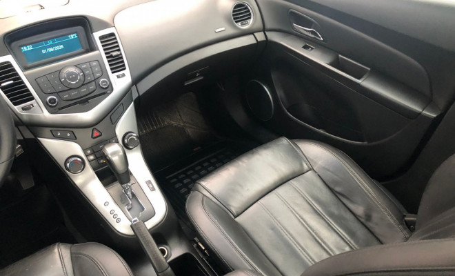 GM - Chevrolet CRUZE LT 1.8 16V FlexPower 4p Aut. 2012 Flex-11