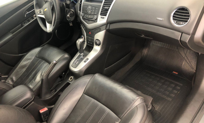 GM - Chevrolet CRUZE LT 1.8 16V FlexPower 4p Aut. 2012 Flex-6