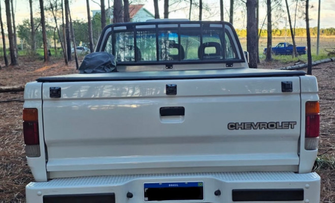 GM - Chevrolet D-20 4.0 Champ/Conquest/El Caminho Dies. 1993 Diesel-3