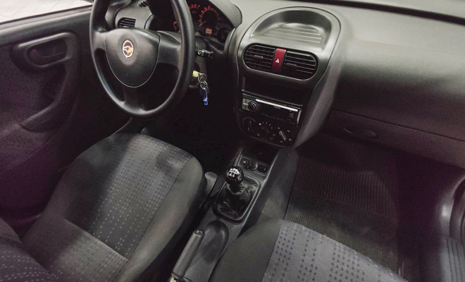 GM - Chevrolet MONTANA 1.4 8V Conquest ECONOFLEX  2p 2010 Flex-9