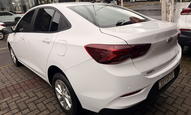 GM - Chevrolet ONIX SEDAN Plus LT 1.0 12V Flex 4p Mec. 2023 Flex-0