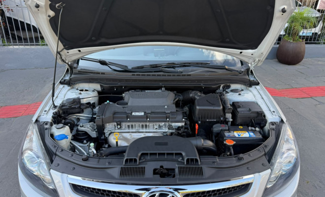 Hyundai i30 2.0 16V 145cv 5p Aut. 2012 Gasolina-15