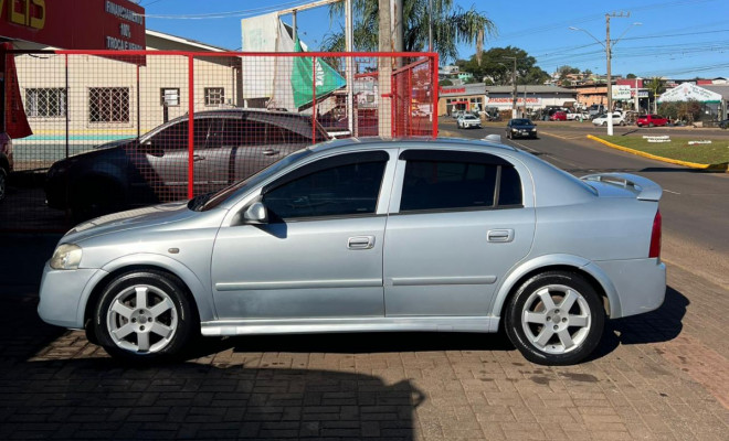 GM - Chevrolet Astra Sed. Advant. 2.0 8V MPFI FlexP. 4p 2011 Flex-0