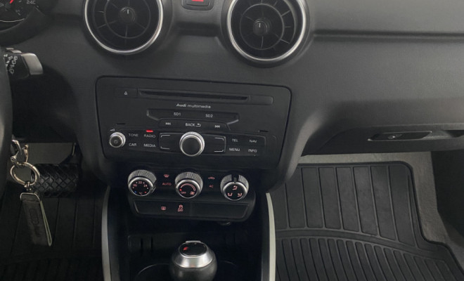 Audi A1 1.4 TFSI C/ Teto 2011-12