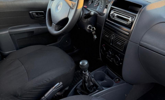 Fiat Siena EL Celeb. 1.0 mpi Fire Flex 8V 4p 2012 Flex-8