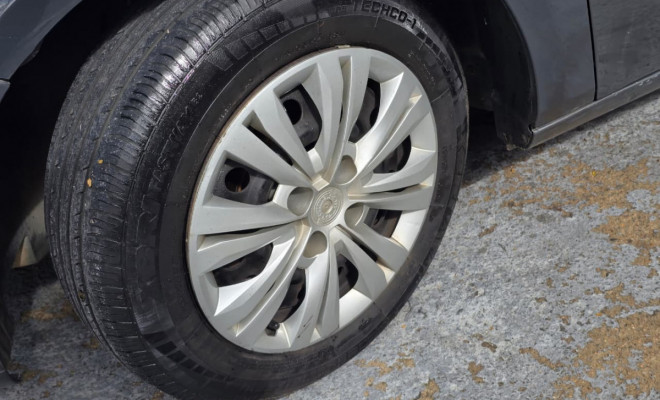 VW - VolksWagen Gol (novo) 1.0 Mi Total Flex 8V 4p 2010 Flex-6