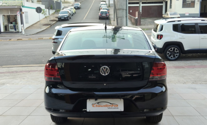 VW - VolksWagen VOYAGE 1.0/1.0 City Mi Total Flex 8V 4p 2013 Flex-4