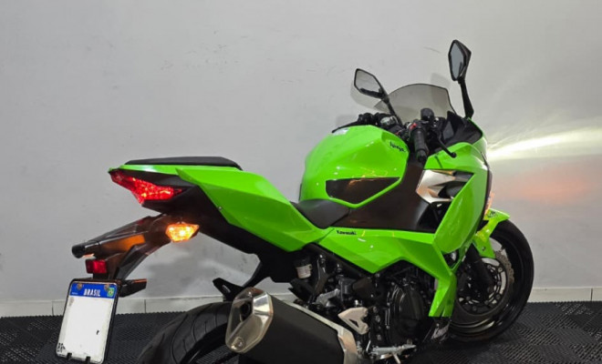 KAWASAKI NINJA 400 2019 Gasolina-1