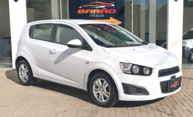 GM - Chevrolet SONIC HB LT 1.6 16V FlexPower 5p Mec. 2014 Flex-1