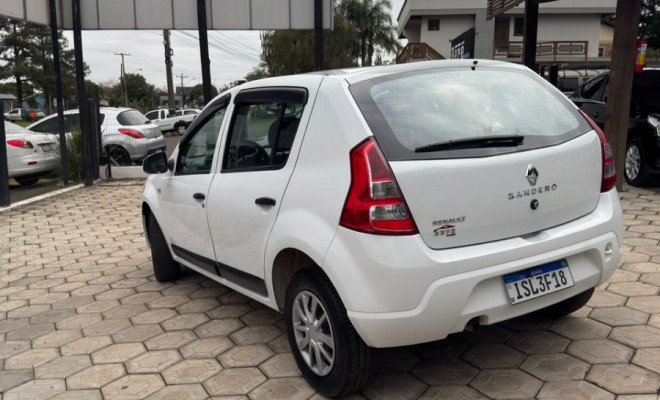 Renault SANDERO Expression Hi-Flex 1.0 16V 5p 2012 Flex-3