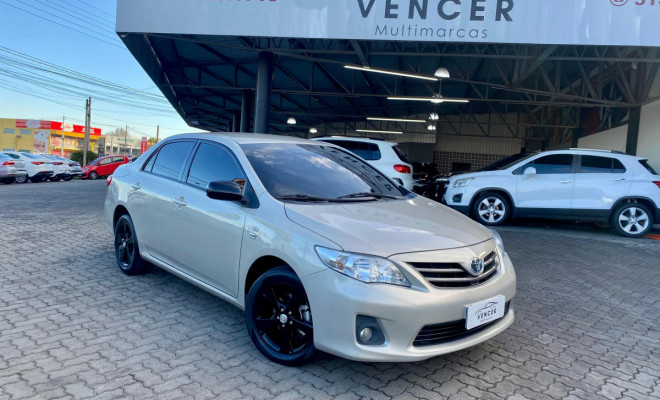 Toyota Corolla XLi 1.8 Aut. - 2014