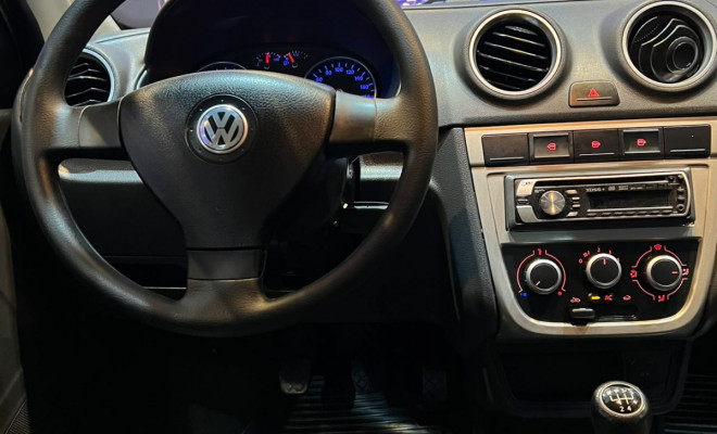 VW - VolksWagen VOYAGE 1.0/1.0 City Mi Total Flex 8V 4p 2011 Flex-10