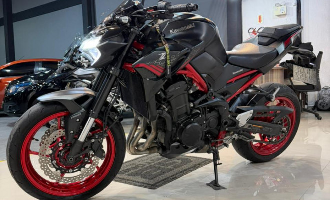 KAWASAKI Z900 SE 2021 Gasolina-1
