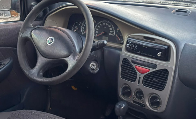 Fiat Palio Weekend ELX 1.3 mpi  Fire 16V 2002 Gasolina-4