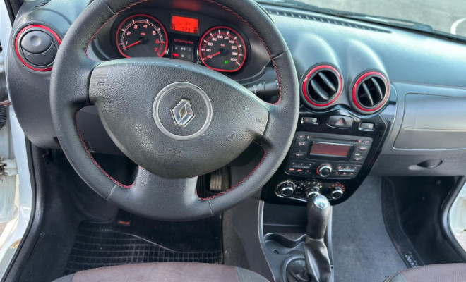 Renault SANDERO STEPWAY Hi-Power 1.6 8V 5p 2014 Flex-6