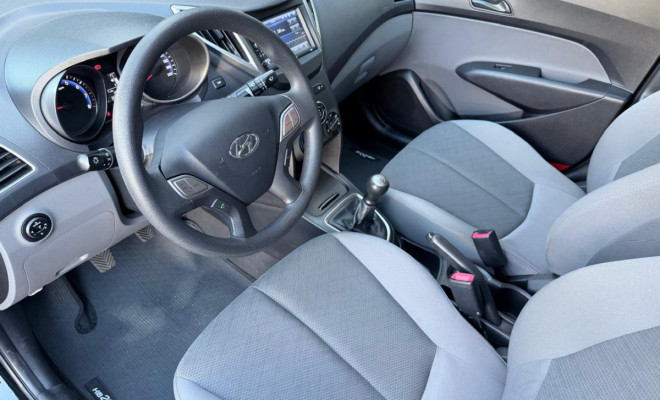 Hyundai HB20S Comfort Plus 1.0 TB Flex 12V Mec. 2018 Flex-4