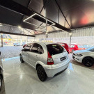 Citroën C3 GLX 1.4/ GLX Sonora 1.4 Flex 8V 5p 2011 Flex-4