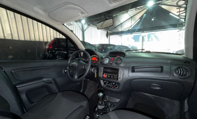 Citroën C3 GLX 1.4/ GLX Sonora 1.4 Flex 8V 5p 2011 Flex-8