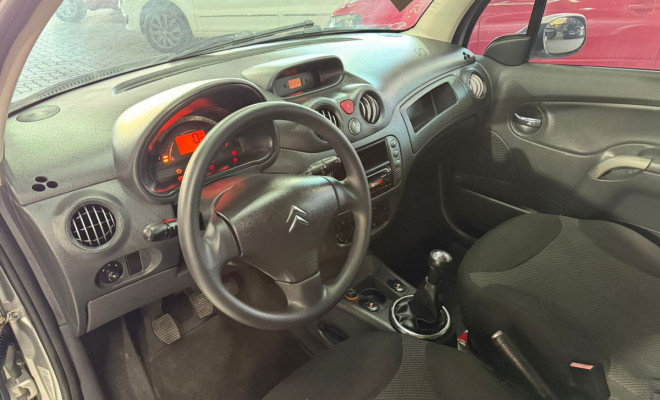 Citroën C3 GLX 1.4/ GLX Sonora 1.4 Flex 8V 5p 2011 Flex-6