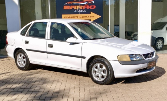 GM - Chevrolet Vectra GLS/Expres.2.2/ 2.0 e 2.0 CD 8V 1999 Gasolina-1