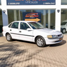 GM - Chevrolet Vectra GLS/Expres.2.2/ 2.0 e 2.0 CD 8V 1999 Gasolina-1