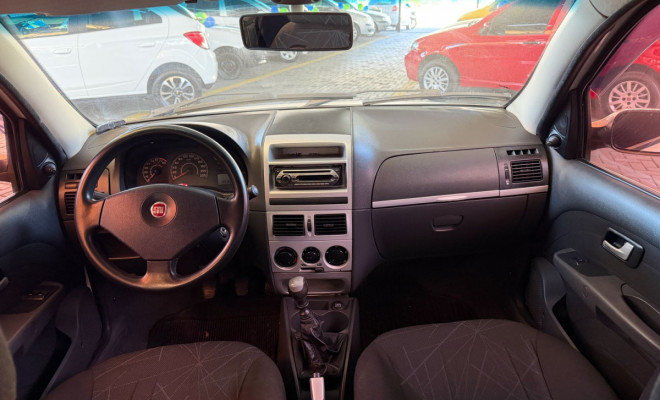 Fiat Palio ELX 1.4 Fire/30 Anos F. Flex 8V 4p 2010 Flex-7