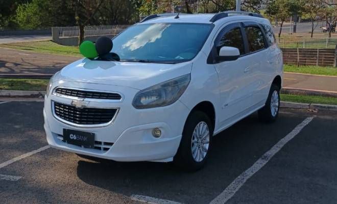 GM - Chevrolet SPIN LT 1.8 8V Econo.Flex 5p Aut. 2016 Flex