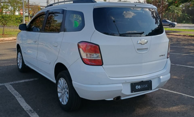 GM - Chevrolet SPIN LT 1.8 8V Econo.Flex 5p Aut. 2016 Flex-0