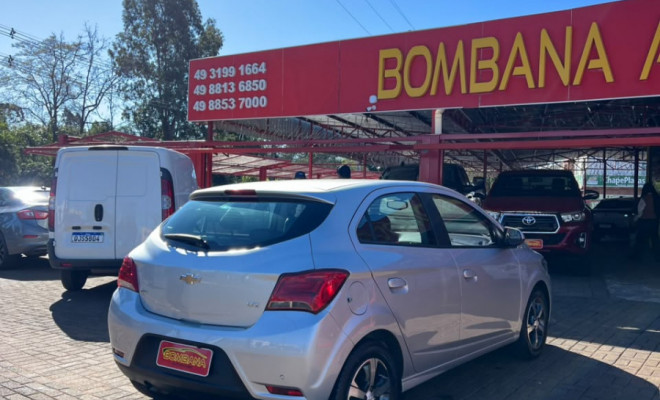 GM - Chevrolet ONIX HATCH LTZ 1.4 8V FlexPower 5p Aut. 2019 Flex-3